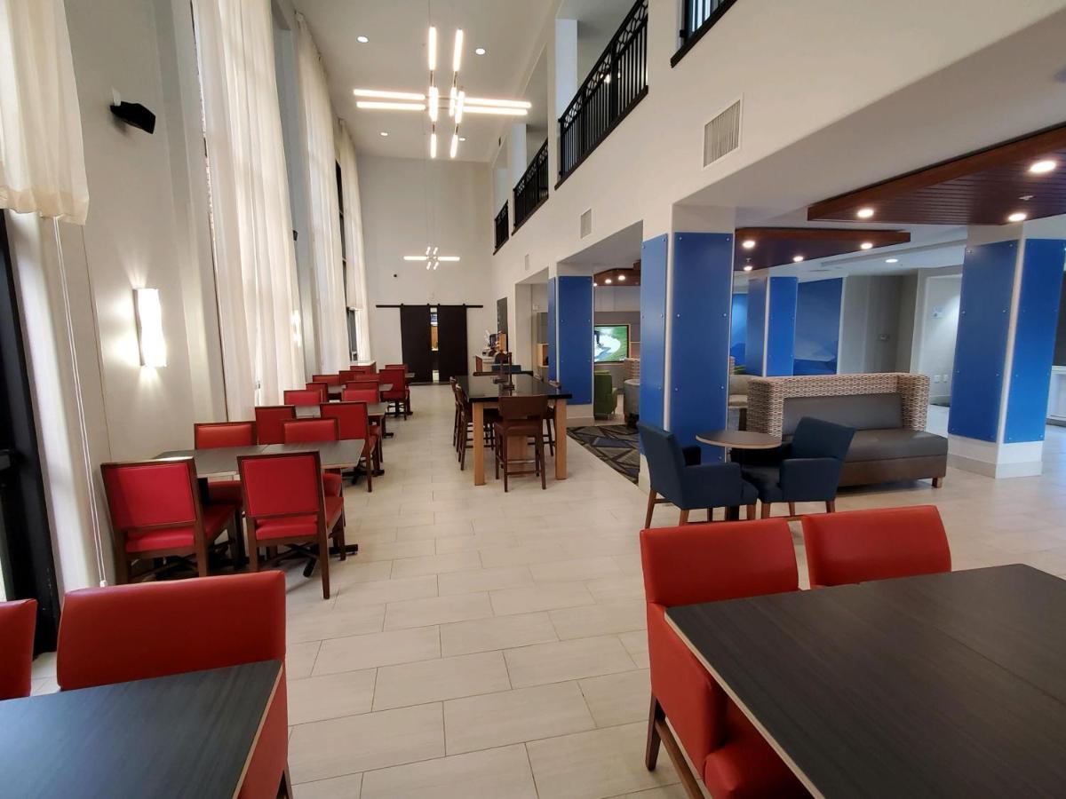Holiday Inn Express & Suites Phoenix Glendale Dist By Ihg Exteriér fotografie